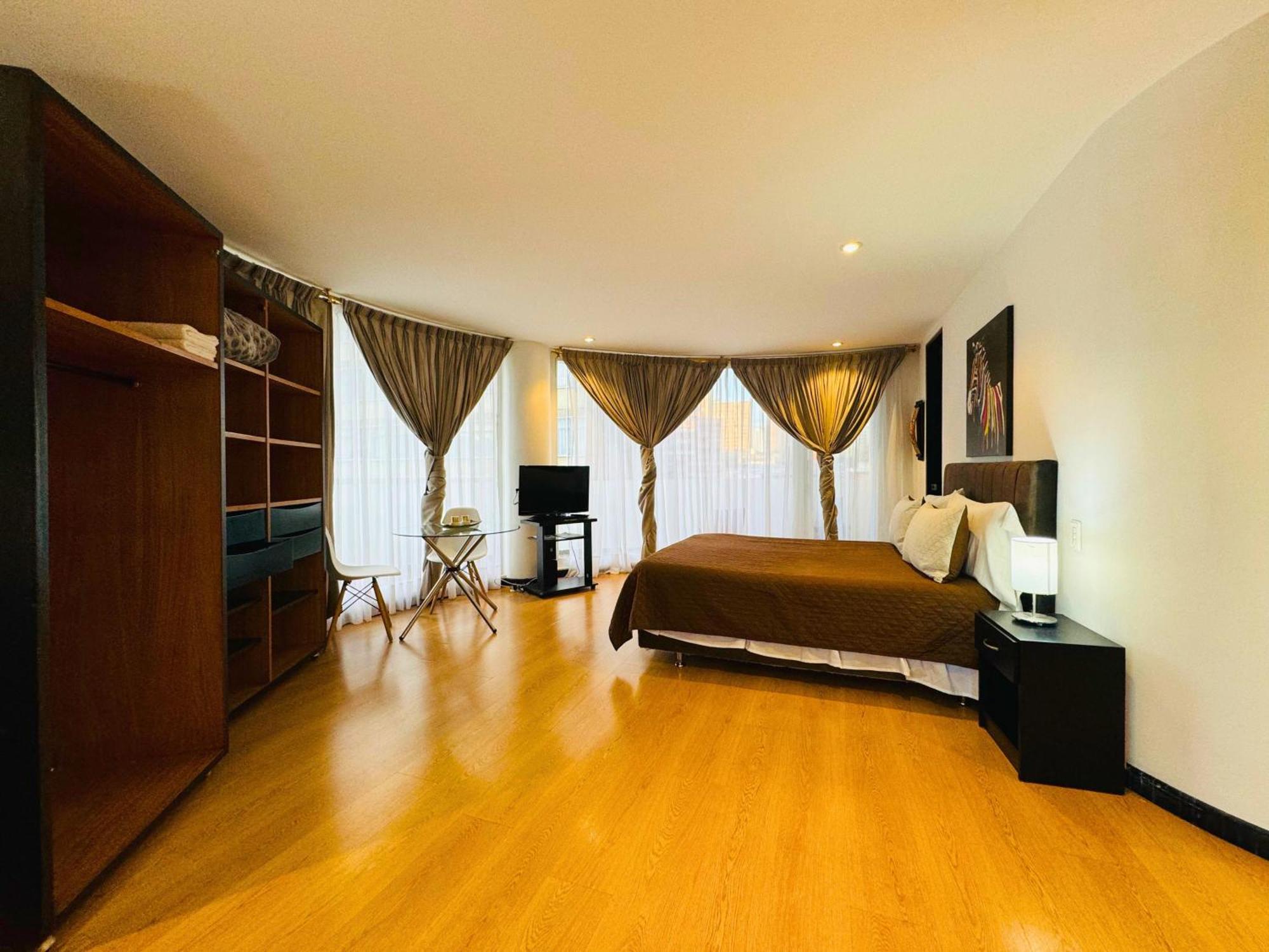 Aparta Suite Continental Bogota Buitenkant foto